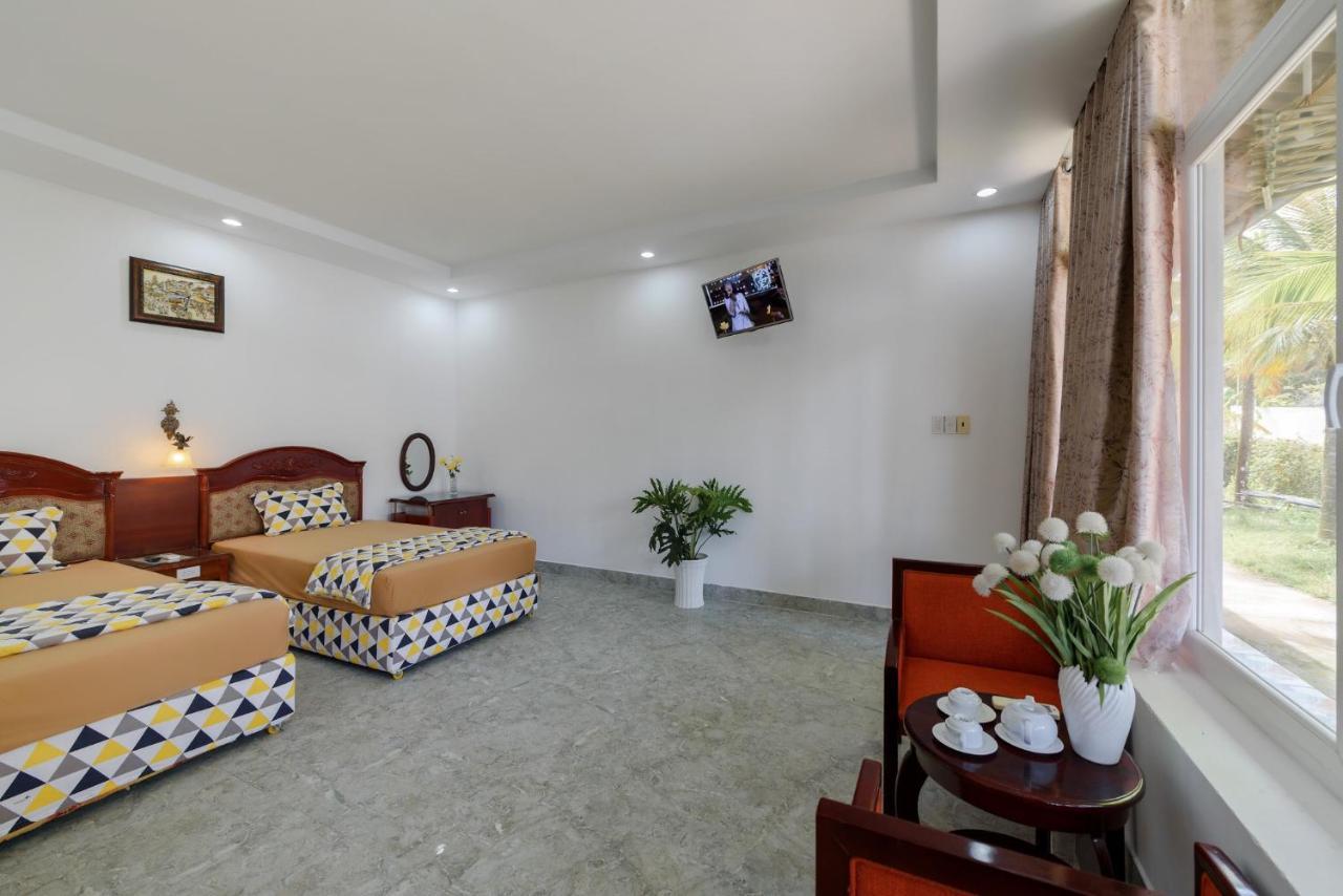 Coastal Village Beach Resort 富国 外观 照片
