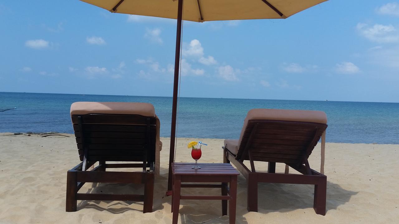 Coastal Village Beach Resort 富国 外观 照片