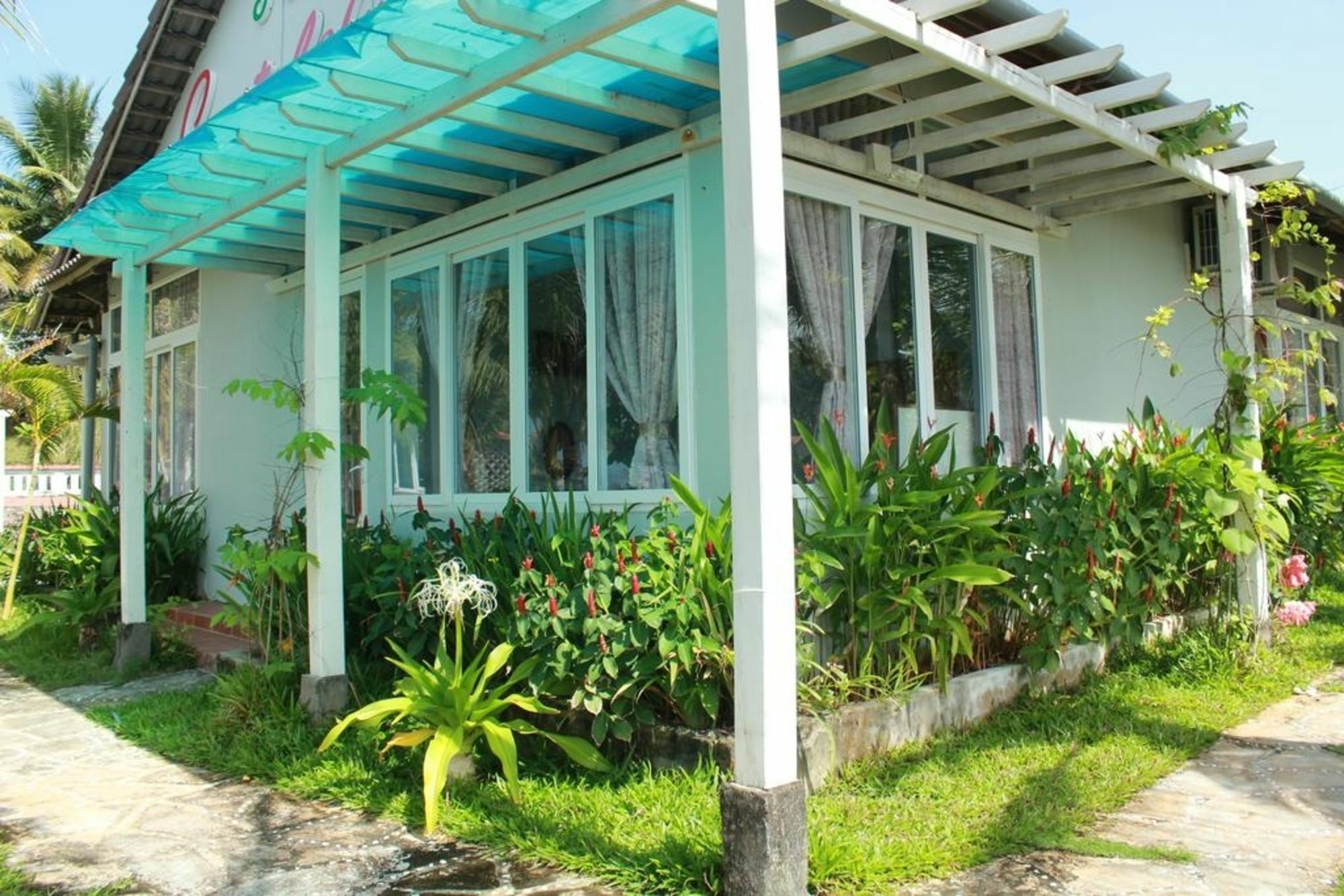 Coastal Village Beach Resort 富国 外观 照片