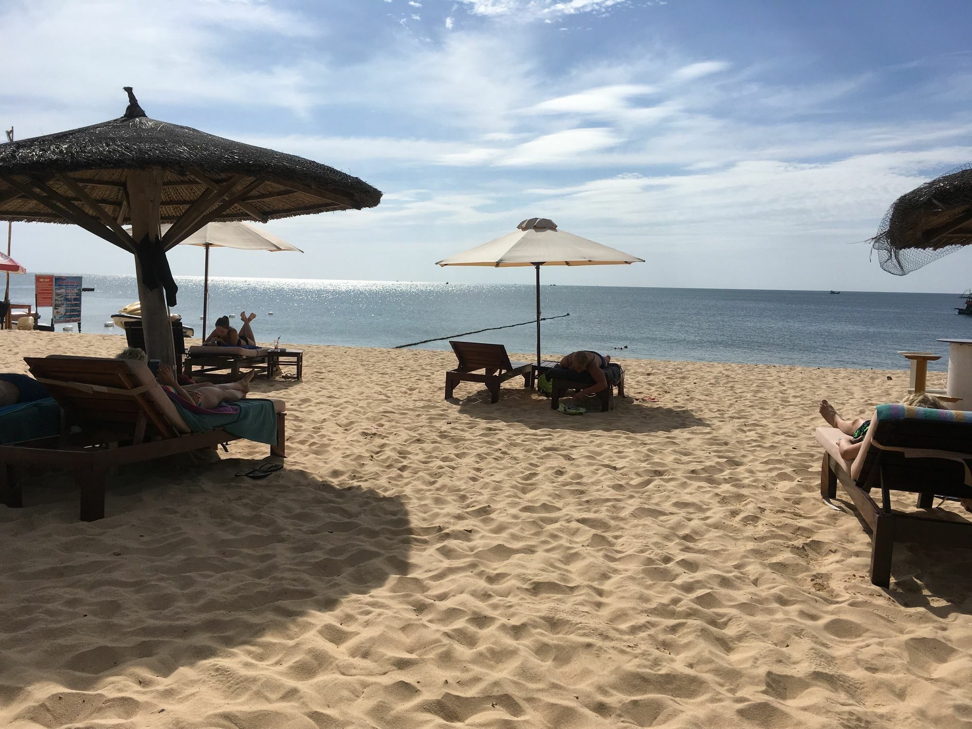 Coastal Village Beach Resort 富国 外观 照片